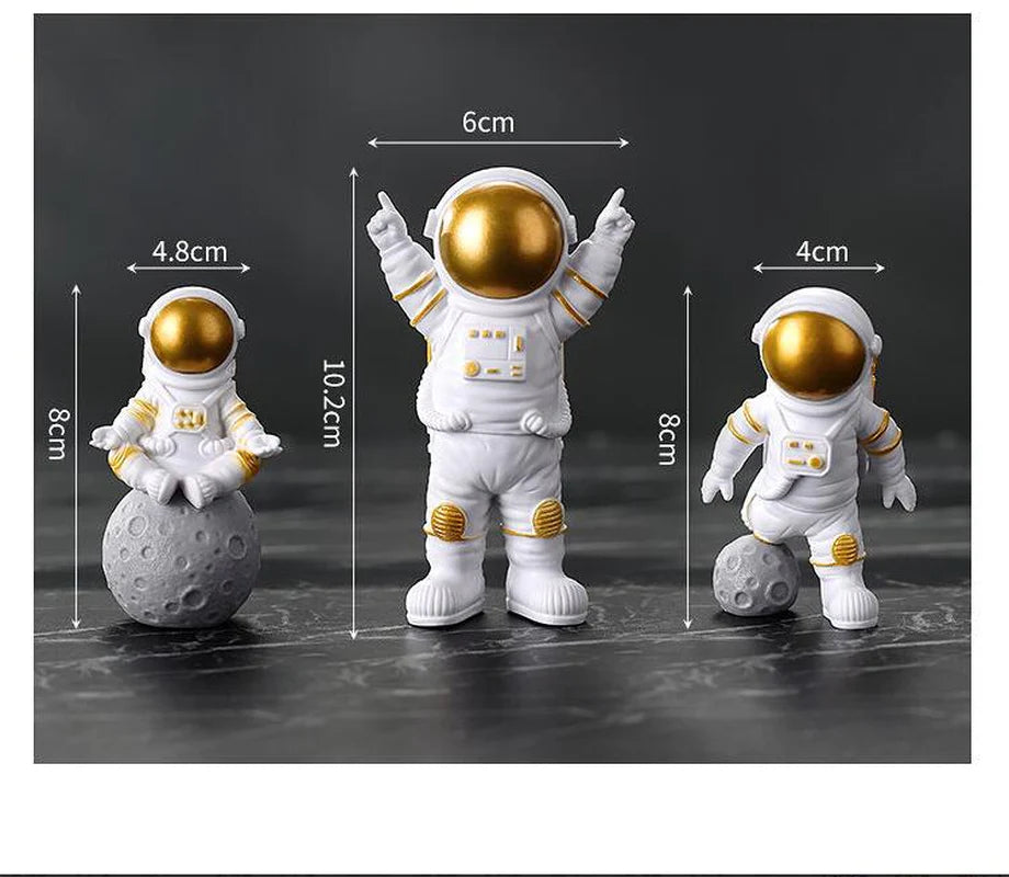 1Pc Resin Astronaut Figure Statue Figurine Spaceman Sculpture Educational Toys Desktop Home Decoration Astronaut Model Kids Gift